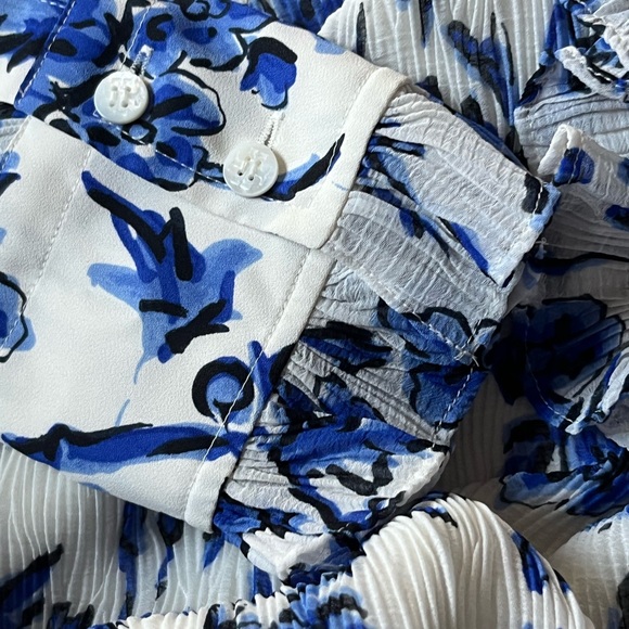 Tory Burch - Picture 3 of 9